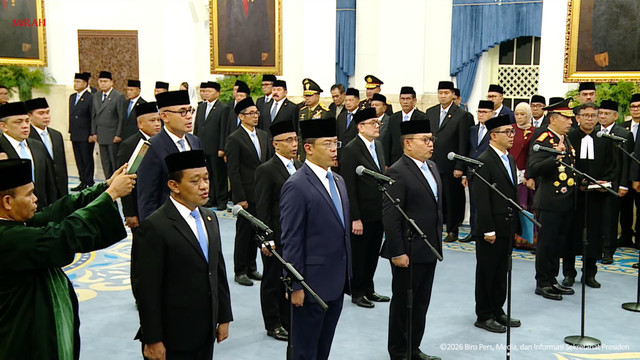 Pelantikan dan pengucapan sumpah pejabat negara, Istana Negara, Jakarta, Kamis (1/9/2026). Foto: YouTube/ Sekretariat Presiden
