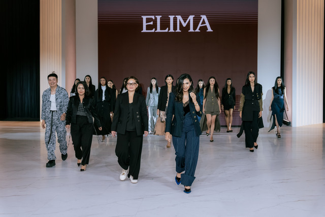 Elima memperkenalkan koleksi Kota Setelah Lima yang terdiri dari 22 rancangan busana urban dalam peragaan perdananya di Fashion Nation 2026, Senayan City. Foto: Elima