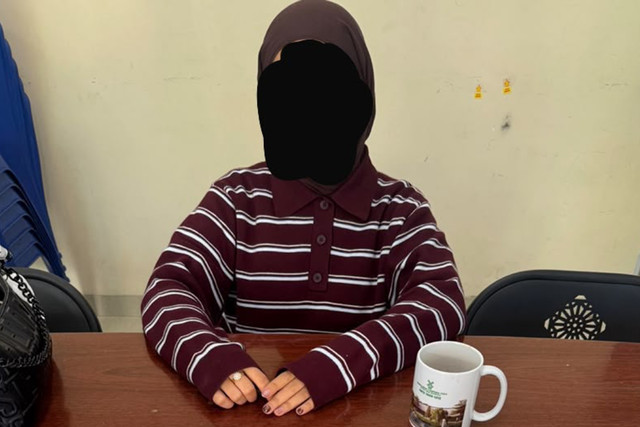 Tim Bea Cukai Kualanamu bersama Aviation Security (Avsec) Bandara Kualanamu menggagalkan upaya penyelundupan logam mulia yang diduga emas ke luar negeri. Foto: Dok. Bea Cukai Kualanamu