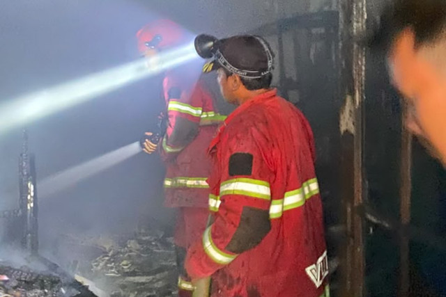Kebararan gedung kampus Medistra di Deli Serdang, Kamis (1/10/2026). Foto: Dok. Damkar Deli Serdang