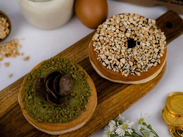 Ilustrasi JCO Kunafa Pistachio ada Dimana Saja. Unsplash.com/Ramdan Irawan