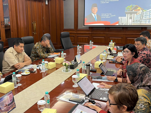 Gubernur BI Destry Damayanti dan Menteri PKP Maruarar Sirait di Gedung Bank Indonesia, Jakarta Pusat, Jumat (2/10/2026). Foto: Najma Ramadhanya/kumparan
