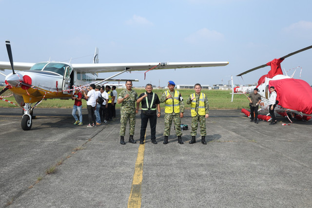 Kejagung menyita sejumlah uang dan aset yang terdiri dari pesawat, helikopter, hingga beberapa mobil terkait dugaan korupsi pengadaan motor listrik MBG. Foto: Dok. Istimewa