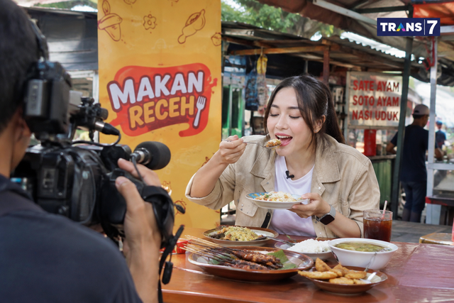 Ilustrasi program kuliner televisi dengan konsep seperti Makan Receh. Foto: Dibuat menggunakan AI (ChatGPT/OpenAI), 2026.