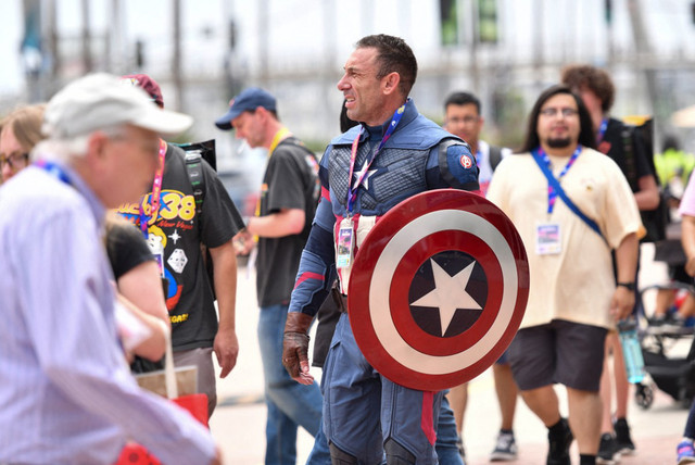 Ilustrasi Comic Con Jakarta 2026 Mulai Jam Berapa, Foto: Chris Delmas/AFP/kumparanHITS