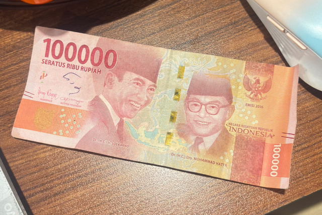 Ilustrasi uang 100 rb. Sumber: Dokumentasi Pribadi
