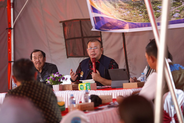 Wakil Ketua DPR RI sekaligus Ketua Tim Pengawas (Timwas) Penanganan Bencana DPR RI, Cucun Ahmad Syamsurijal, memimpin kunjungan kerja spesifik lintas komisi ke Mbay, Kabupaten Nagekeo, Nusa Tenggara Timur (NTT), Jumat (2/10/2026). Foto: Dok. Istimewa