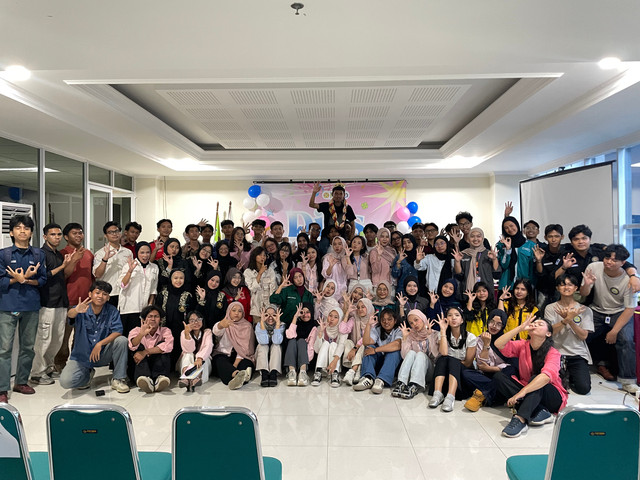 Foto Bersama Himpunan Mahasiswa Ilmu Komunikasi dengan ORMAWA UNPAM. Foto Pribadi