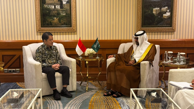 Wakil Kepala BPS RI Sonny Harry Budiutomo Harmadi bersama delegasi lainnya menghadiri dan berpartisipasi aktif dalam Sidang ke-15 Organisation of Islamic Cooperation Statistical Commission (OIC-StatCom) yang berlangsung pada 29-30 September 2026. Foto: BPS