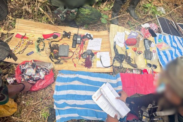 TNI menyerbu markas OPM di Maybrat, Papua Barat Daya. Foto: Komando Operasi TNI Habema