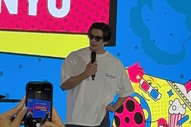 Mackenyu hadir di Indonesia Comic Con (ICC) yang digelar di (JIExpo) Kemayoran, Jakarta Pusat, Minggu (4/10/2026). Foto: Vincentius Mario/kumparan