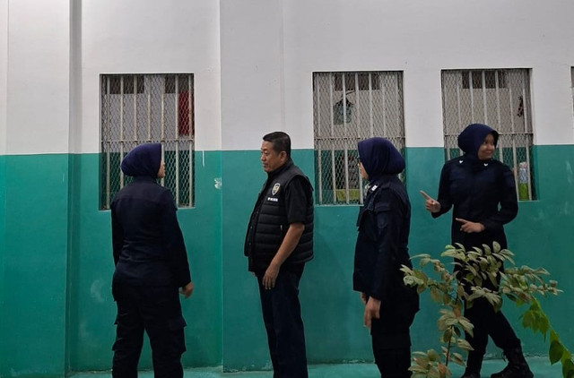 Jajaran Kanwil Ditjenpas DIY Laksanakan Sidak di Tiga UPT Wilayah Wonosari Pastikan Situasi Aman dan Kondusif (Sumber : Humas Kanwil Ditjenpas DIY)