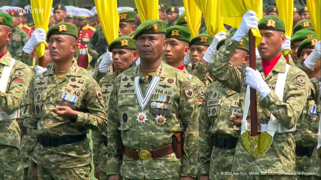 Mayjen Aminton Manurung mengikuti Upacara HUT ke-81 TNI di Mabes TNI, Cilangkap, Jakarta, Senin (5/10/2026). Foto: Youtube/Puspen TNI
