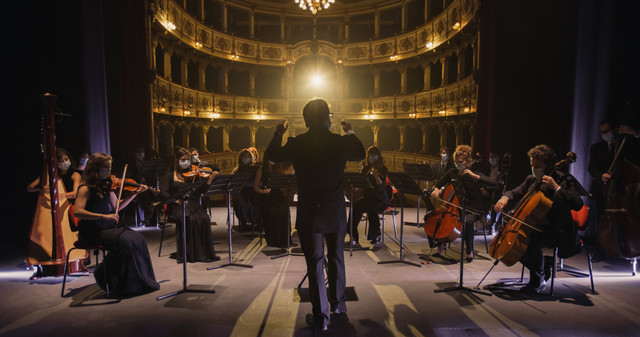 Ilustrasi orkestra. Foto: Kitreel/Shutterstock
