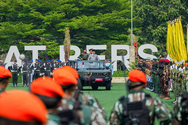 Upacara HUT ke-81 TNI yang dipimpin Presiden Prabowo Subianto di Mabes TNI Cilangkap, Jakarta Timur, Senin (5/10/2026). Foto: Dok. Istimewa