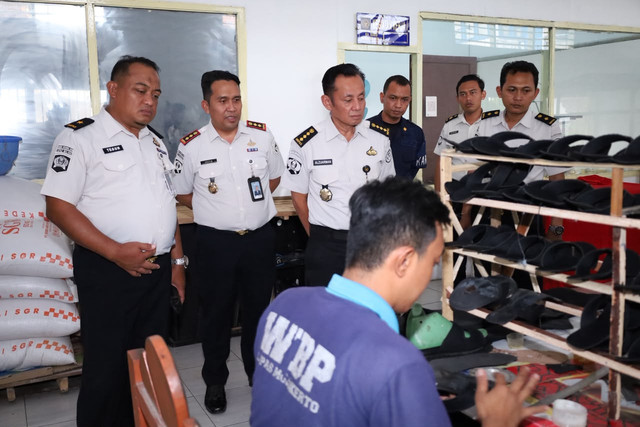 Lapas Mojokerto Terima Bintorwasdal Kanwil Ditjenpas Jatim, Pastikan Pelayanan dan Keamanan Sesuai Standar (Foto:HumasLapasMoker)