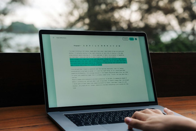 Ilustrasi Microsoft Word. Foto: Unsplash