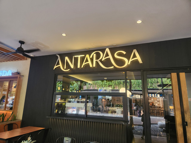 Resto Antarasa yang ada di One Satrio. Foto: Ela Nurlaela/kumparan
