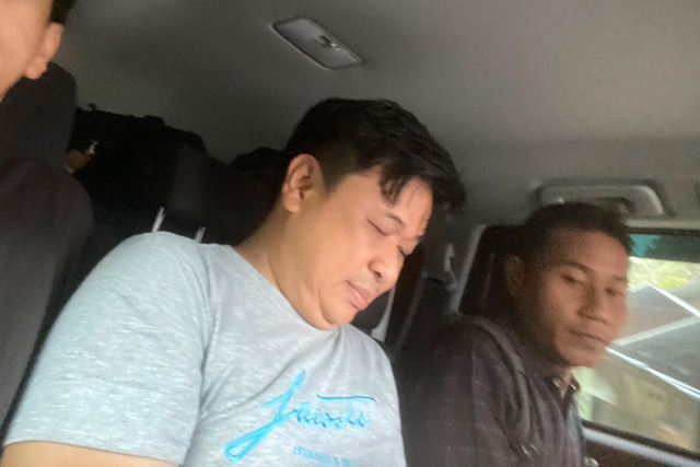 Terpidana DPO kasus fidusia over kredit, Oktavanus Katili, ditangkap di Gorontalo. Foto: Dok. Kejari Surabaya