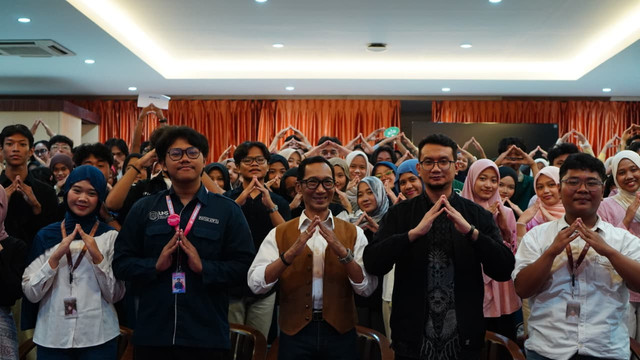 Dokumentasi Kegiatan oleh Tim Media pada Seminar Tapak Ilmu Malam Koneksi 2026