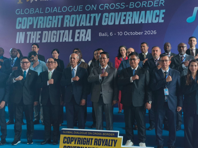 Menteri Hukum, Supratman Andi Atgas, dan perwakilan dari 35 negara di Forum Global Dialogue on Cross-Border Copyright Royalty Governance in the Digital Era di Kuta, Bali, Rabu (7/10/2026). Foto: Sandra Gisela/kumparan