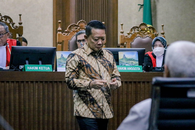 Mantan Jaksa Muda Bidang Tindak Pidana Khusus (Jampidsus) Febrie Adriansyah mengikuti sidang pembacaan dakwaan terkait TPPU dalam penanganan kasus PT ASABRI dan/atau Asuransi Jiwasraya di Pengadilan Tindak Pidana Korupsi, Rabu (7/10/2026). Foto: Jamal Ramadhan/kumparan