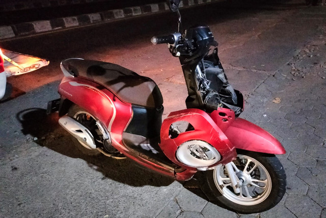 Seorang pelajar berusia 14 tahun berinisial IP tewas usai mengalami kecelakaan tunggal di Traffic Light Druwo, Saman, Bangunharjo, Sewon, Kabupaten Bantul, Rabu (7/10/2026). Foto: Dok. Polres Bantul