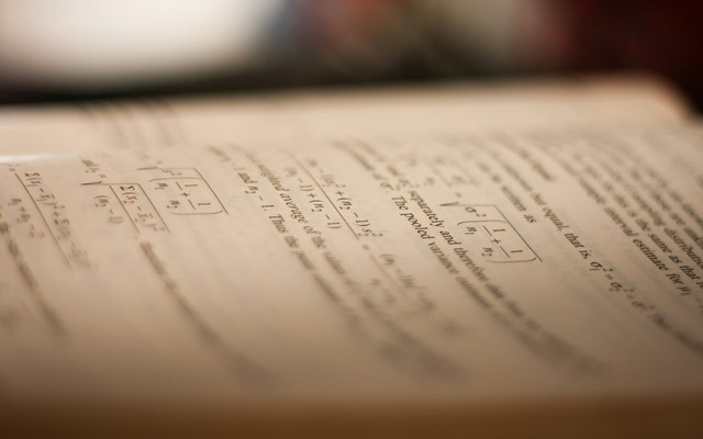 Ilustrasi contoh soal TKA Matematika kelas 12. Foto: Unsplash.com/Niranjan V S