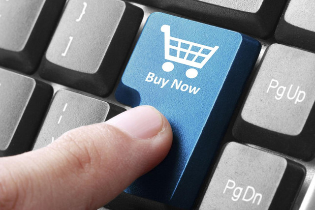 Ilustrasi kemudahan transaksi buy now pay later dalam belanja online. Foto: athree23/Pixabay.