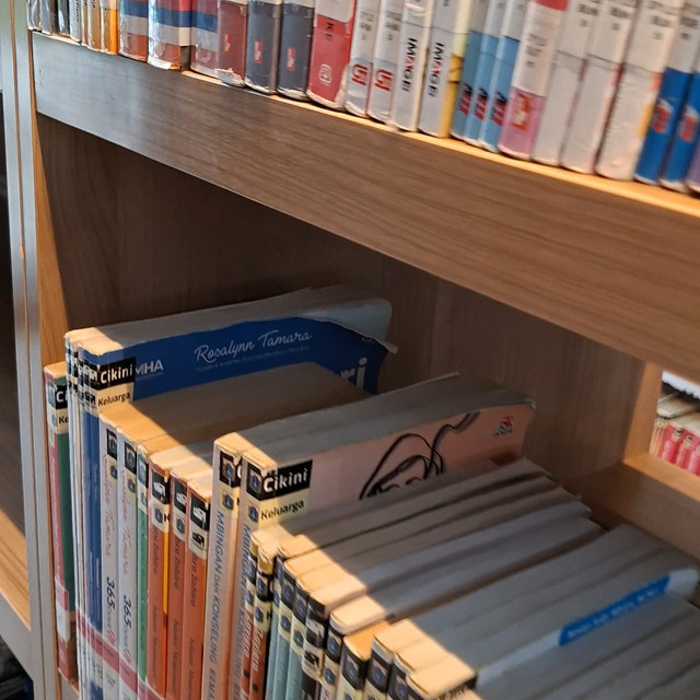 photo by me - Perpustakaan Jakarta dan Pusat Dokumen Sastra HB Jassin - Cikini