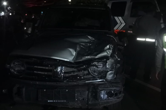 Kondisi TKP pascaterjadinya kecelakaan mobil GMW dengan sejumlah kendaraan di Jalan Kamboja Raya, Palmerah, Jakarta Barat, Rabu (7/10/2026). Foto: Dok. Istimewa