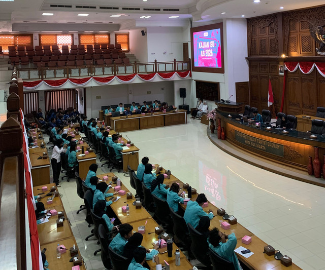 Parlemen Visit ILS 2026 di dalam Gedung DPRD Kota Surakarta (dokumentasi pribadi)