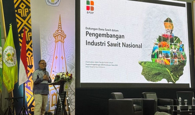 Pemaparan skema beasiswa kepada mahasiswa baru Politeknik LPP Yogyakarta dalam rangkaian PKKMB. Foto: Pandangan Jogja/Ike Kirana.