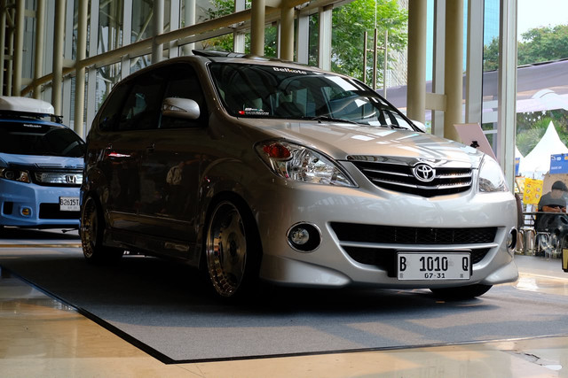 Modifikasi Toyota Avanza 1.5 S di pameran IMX 2026, Jumat (9/10/2026). Foto: Syahrul Ghiffari/kumparan