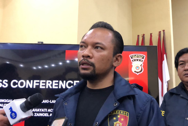 Kasat Reskrim Polresta Banda Aceh, Kompol Miftahuda Dizha Fezuono saat konferensi pers terkait Jasad Calon Taruna Poltekpel Malahayati, Sabtu (10/10/2026). Foto: Dok. kumparan