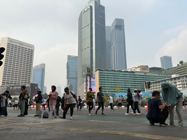 Suasana CFD di Bunderan HI, Jakarta Pusat, Minggu (11/10/2026). Foto: Rayyan Farhansyah/kumparan