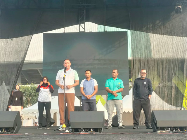 Pemerintah Kota Bekasi bersama kepolisian kampanye soal bebas perundungan atau bullying bagi pelajar di Plaza Patriot Candrabhaga, Kota Bekasi, Minggu (11/10/2026). Foto: Polres Metro Bekasi Kota