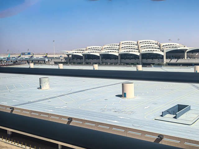 Ilustrasi Bandara Riyadh. Foto: Rafi Ullah Khan Niazi/Shutterstock