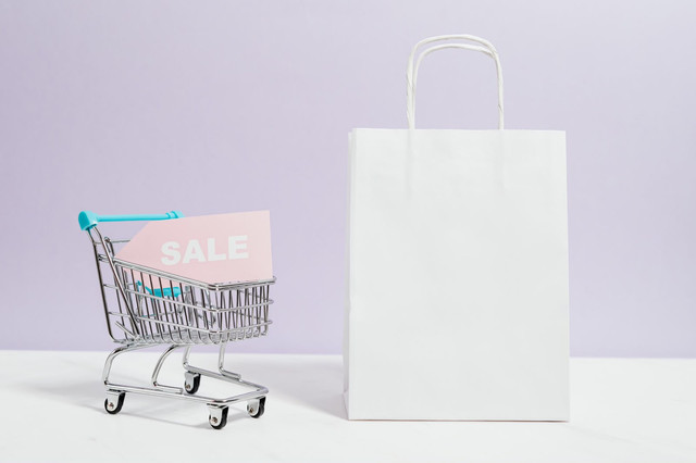 Ilustrasi harga murah sering menarik perhatian konsumen. Foto: Pexels