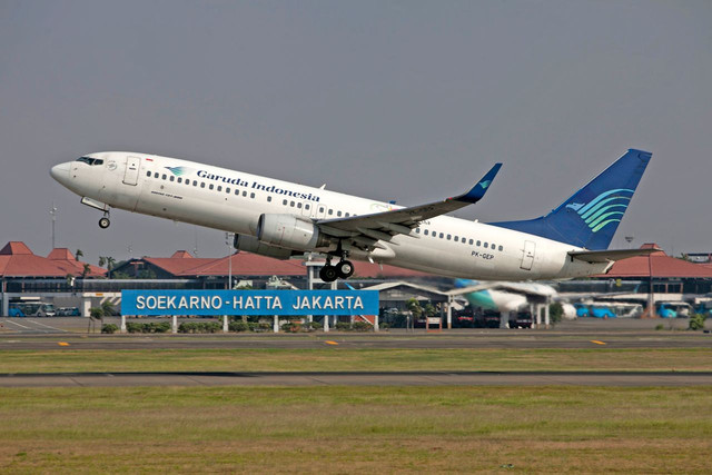 Ilustrasi membahas syarat rekrutmen Awak Kabin Haji 2027 Garuda Indonesia. Foto: Pexels