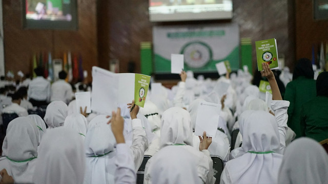 Ilustrasi Kapan Hari Santri 2026. Foto: Unsplash.com/Herlambang Tinasih Gusti