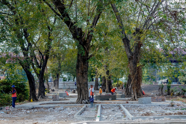 Progres revitalisasi Taman Ade Irma di kawasan perkotaan Karawang, Selasa (13/10/2026). Foto: Dok. Pemkab Karawang