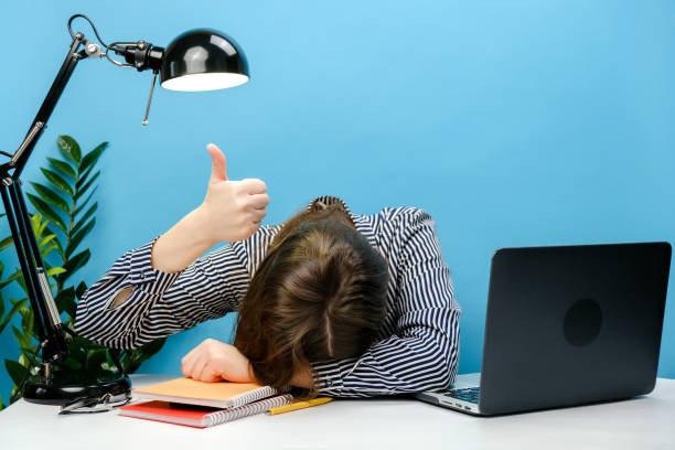 Ilustrasi lelah menghadapi perkuliahan. (Sumber: iStock.com).