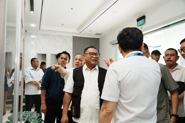 Deputi Bidang Investasi BP Batam, Fary Djemy Francis, pada Selasa (13/10/2026). Foto: BP Batam