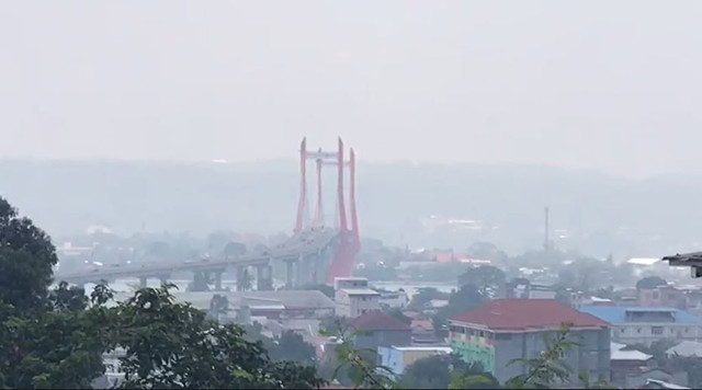 Kebakaran Hutan dan Lahan (karhutla) di Ambon, Selasa (13/10/2026). Foto: Dok. kumparan
