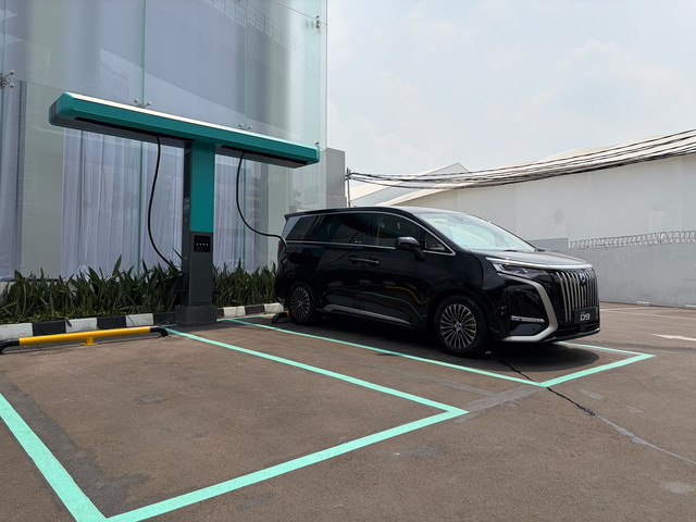 Peluncuran Danza D9 terbaru dan teknologi Flash Charging BYD. Foto: Syahrul Ghiffari/kumparan