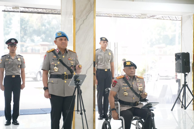 Irjen Jossy Kusumo resmi menjabat sebagai Kakorsabhara Baharkam Polri gantikan Irjen Mahmud Nazly Harahap dalam upacara serah terima jabatan di Jakarta, Rabu (14/10/2026). Foto: Polri