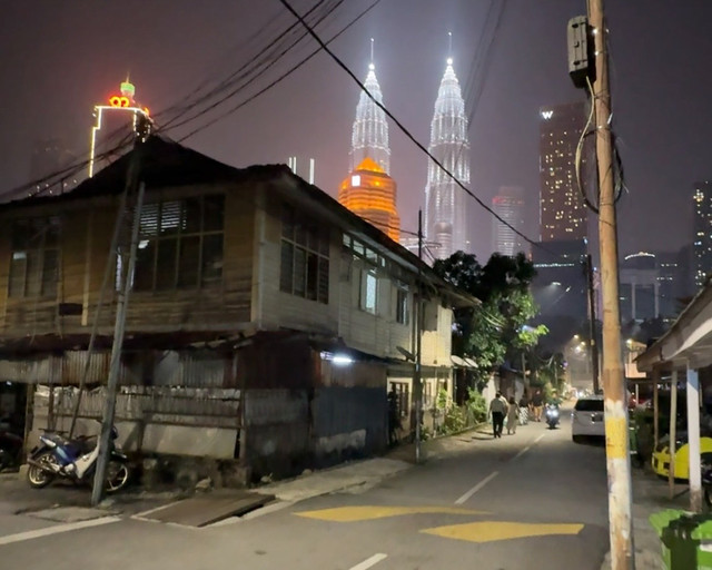 Kampung Baru yang merupakan kampung terakhir di KLCC, WP Kuala Lumpur, Malaysia. Foto: Argya Maheswara/kumparan