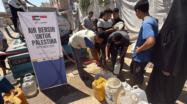Distribusi Bantuan Air Bersih untuk Warga Gaza pada 9-16 September sudah mencapai 1.078 juta liter air bersih hasil dari amanah rakyat Indonesia tersalurkan (Sumber: DT Peduli)