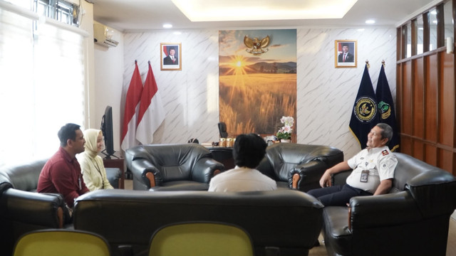 Transformasi Digital jadi Bagian Pengembangan Layanan Pemasyarakatan, Kanwil Ditjenpas DIY Implementasi Layanan Cashless Melalui Kolaborasi dengan BRI (Sumber : Humas Kanwil Ditjenpas DIY)